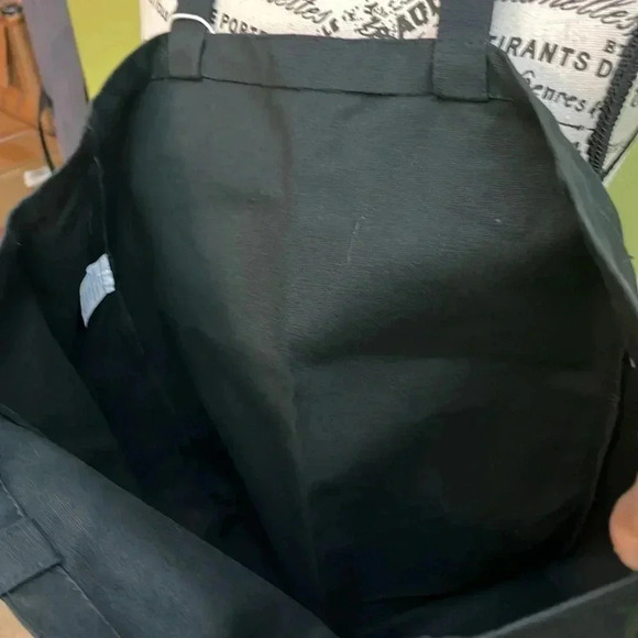 🆕 Young Queen Black History Tote Bag - Picture 6 of 6